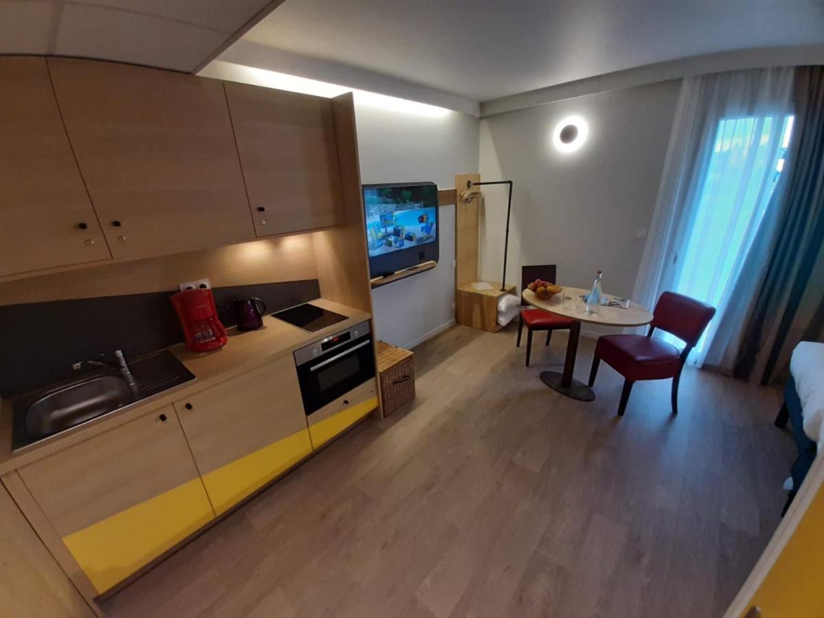 Greet Hotel Castets Coeur Des Landes Eksteriør bilde